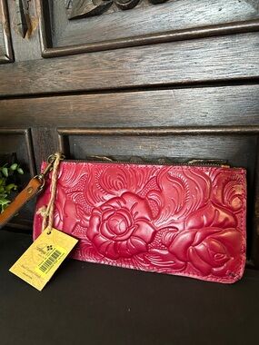 Patricia Nash Hand-Tooled Floral Leather Wristlet